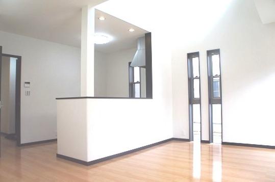 Living. About 17 quires of LDK