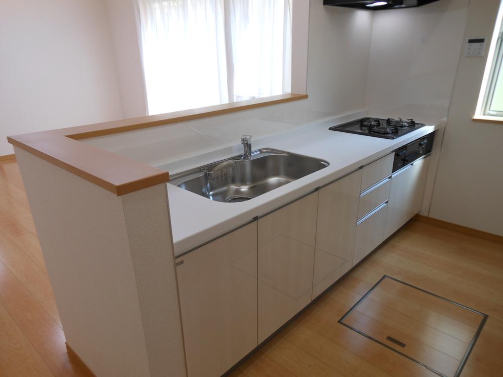Same specifications photo (kitchen)