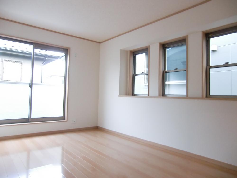 Non-living room. Indoor (September 2013) Shooting