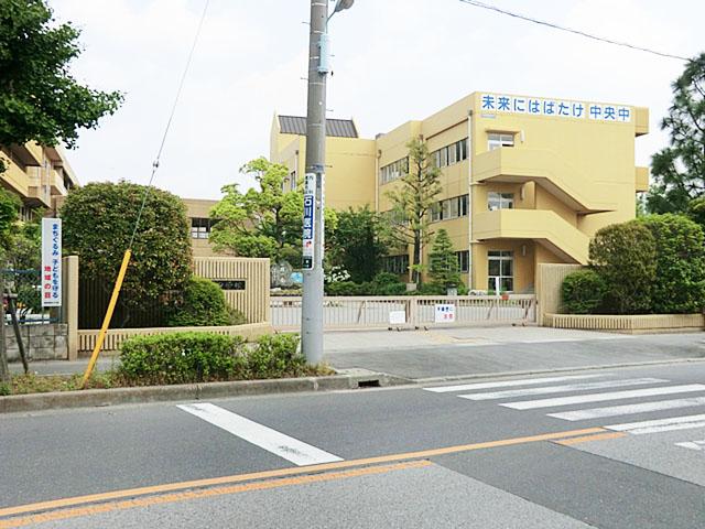 Junior high school. Koshigaya 1100m to stand center junior high school