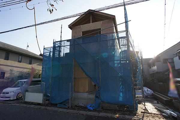 Local appearance photo. Building 3