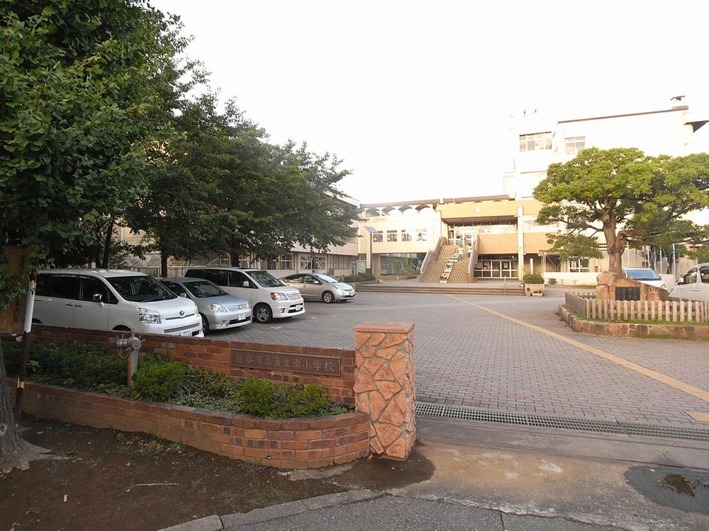 Primary school. Koshigaya Municipal Gamominami to elementary school 911m