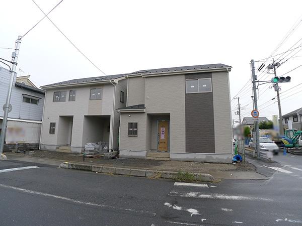 Local photos, including front road. Local (10 May 2013) Shooting