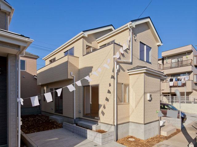 Local appearance photo. C Building