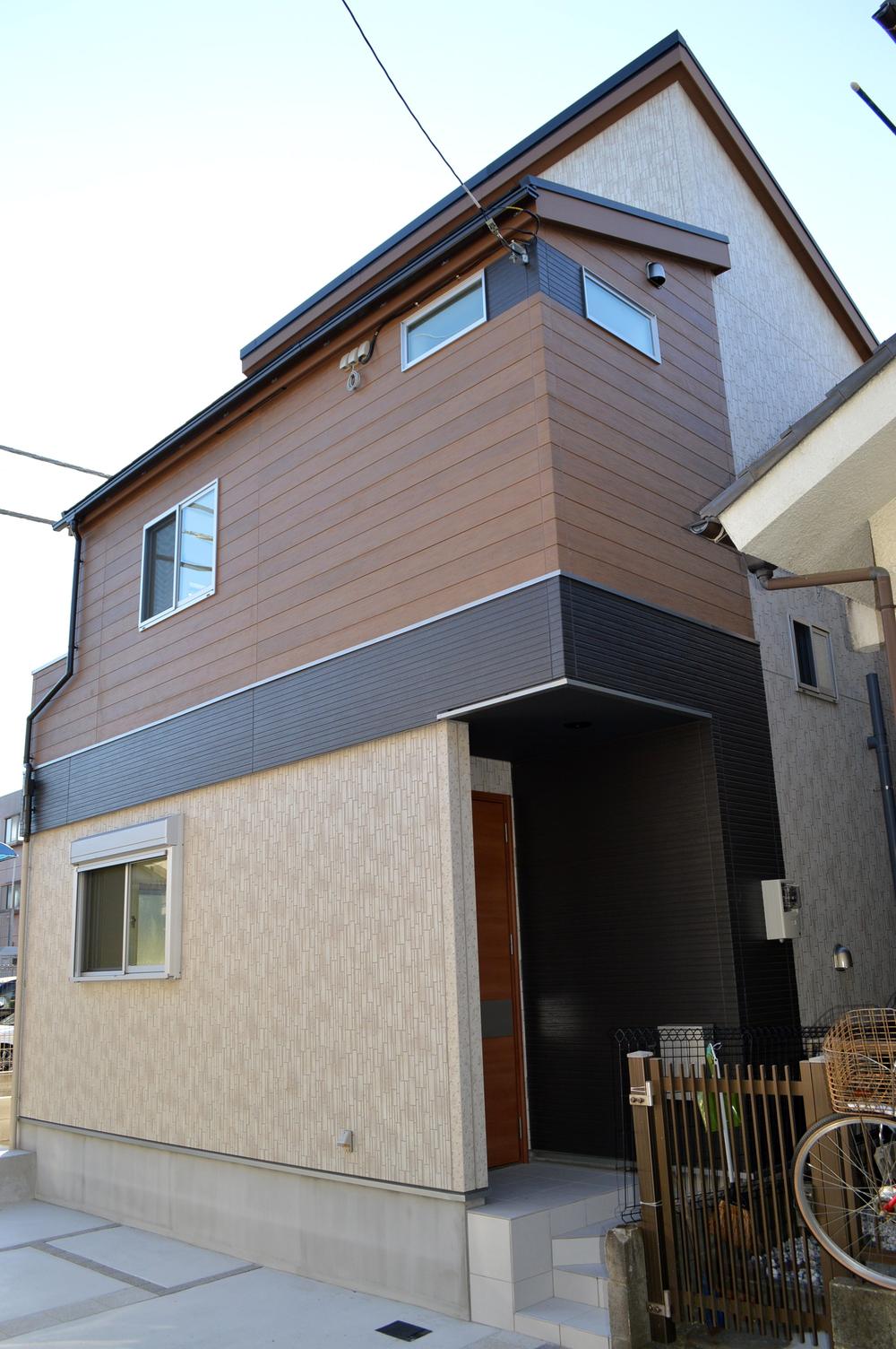 Local appearance photo