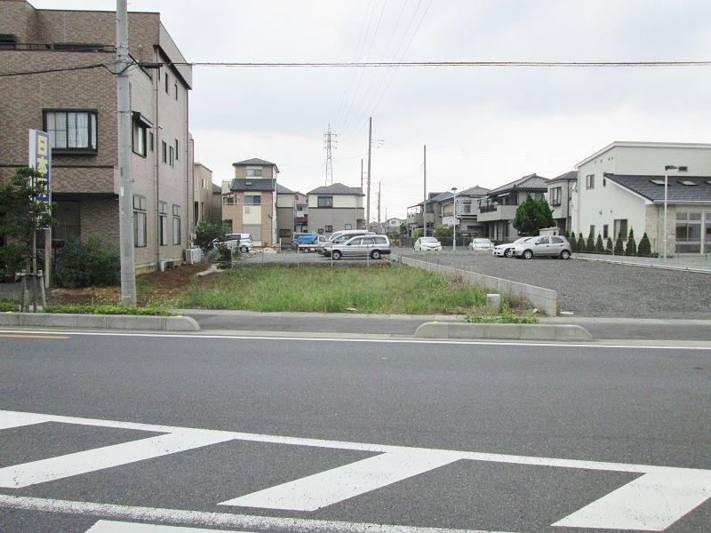 Local photos, including front road