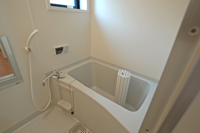 Bath. ☆ Comfortable relaxing economic add fueled comfortable bus every day ☆