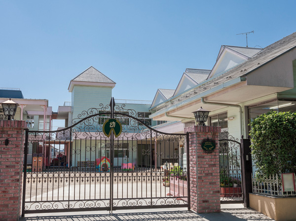 Surrounding environment. Koshigaya Wakaba kindergarten (a 9-minute walk / About 700m)