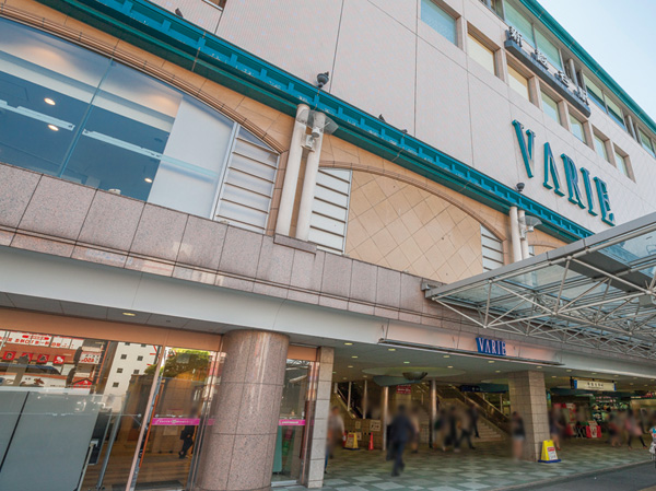Surrounding environment. Tobu Shin Koshigaya Station Building Vallier (7 min walk / About 520m)
