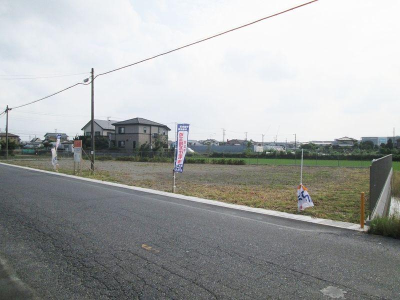 Local photos, including front road