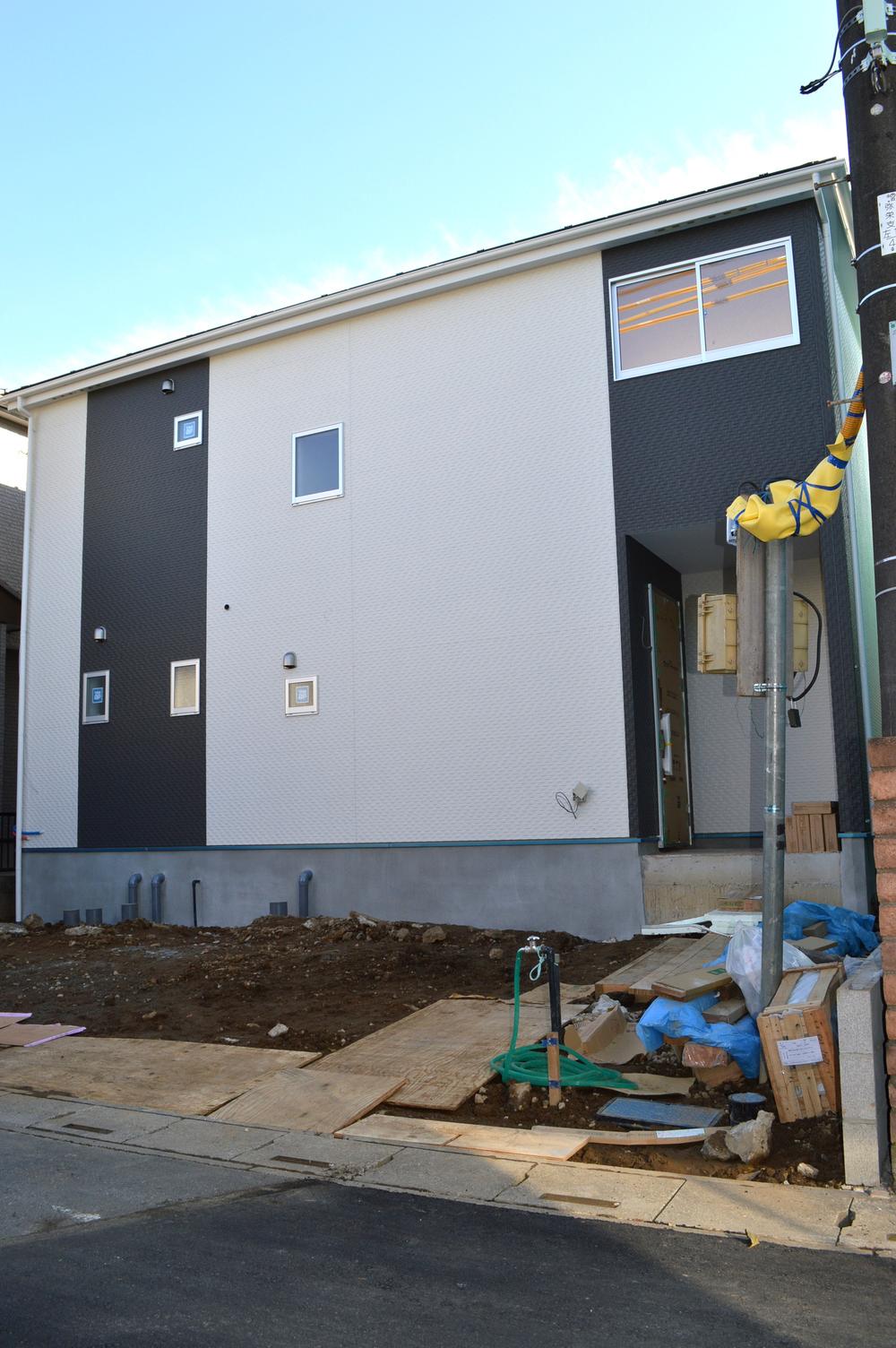 Local photos, including front road