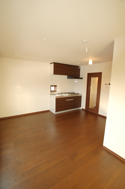 Other room space. Popular Flooring Also good per sun!