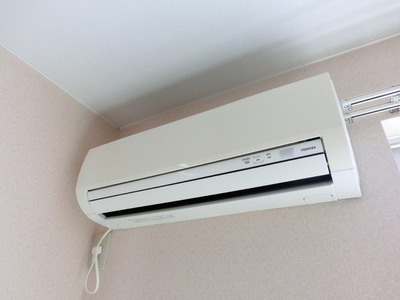 Other Equipment. It comes with 1 groups air conditioning