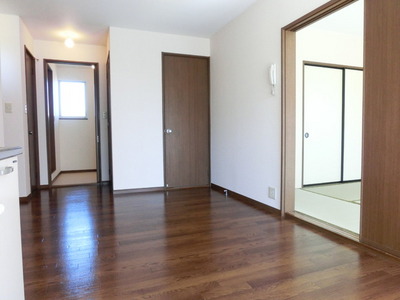 Living and room. 7.5 Pledge of DK