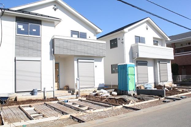 Local appearance photo. 3,4 Building