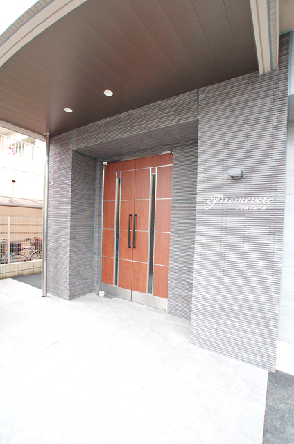 Entrance. Stylish entrance ☆ It is safe in the auto-lock!