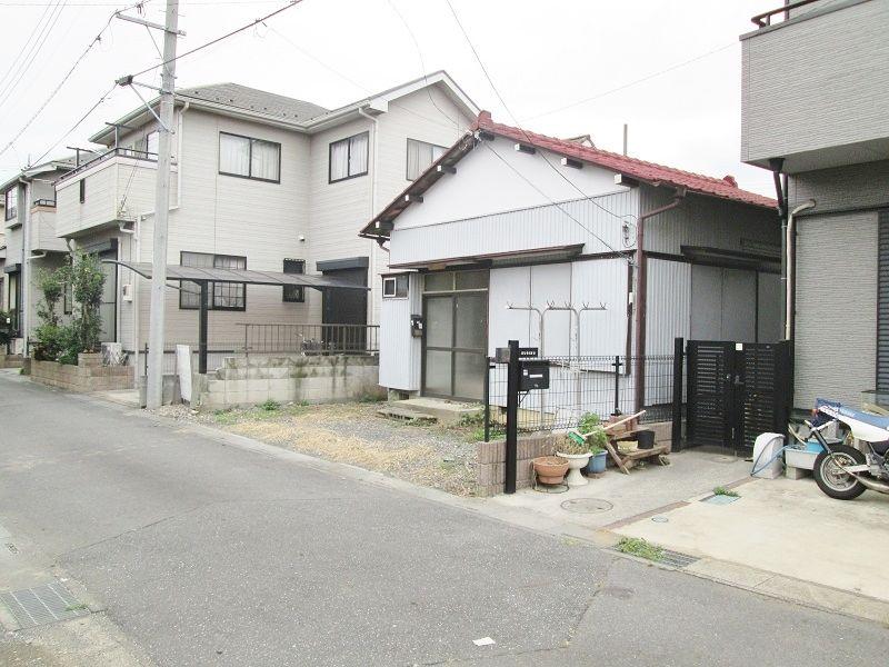 Local photos, including front road