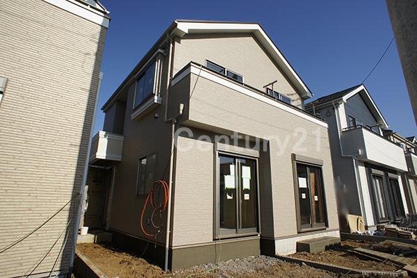 Local appearance photo. B Building