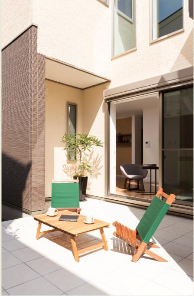 Other. No. 32 place terrace