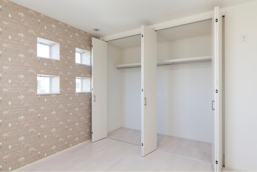 Receipt. Indoor (11 May 2013) Shooting Parenting Kulm storage