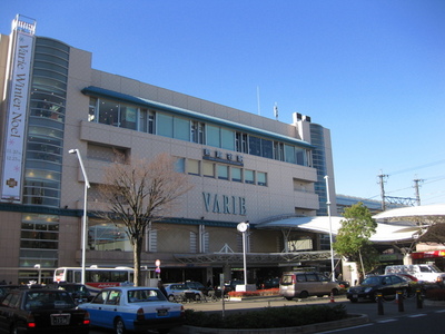 Shopping centre. Valie until the (shopping center) 240m