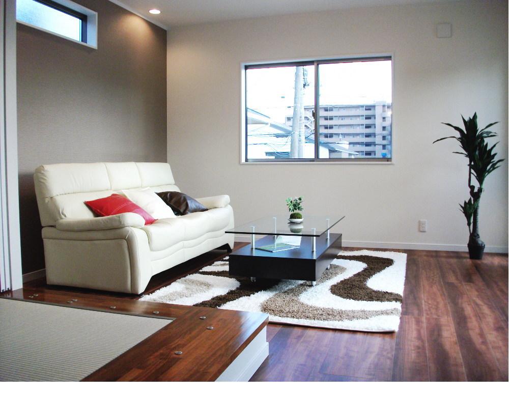 Living. Local (September 2013) independently shooting dining and living! Safely in sudden customers!