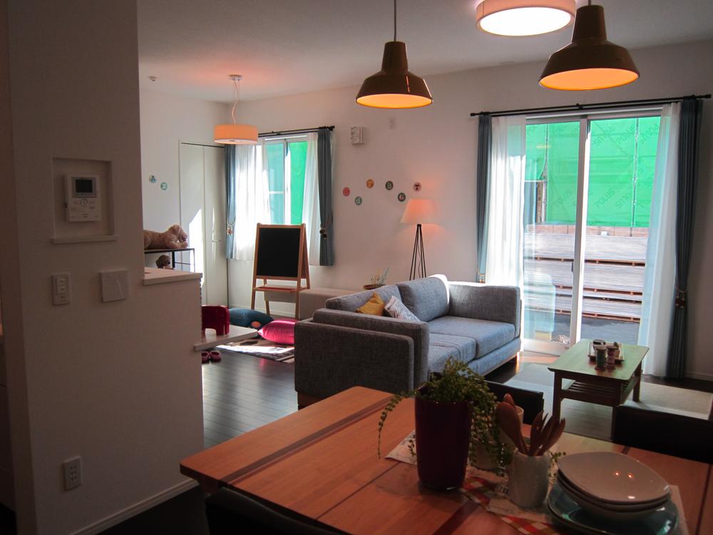 Living. Indoor (12 May 2013) Shooting