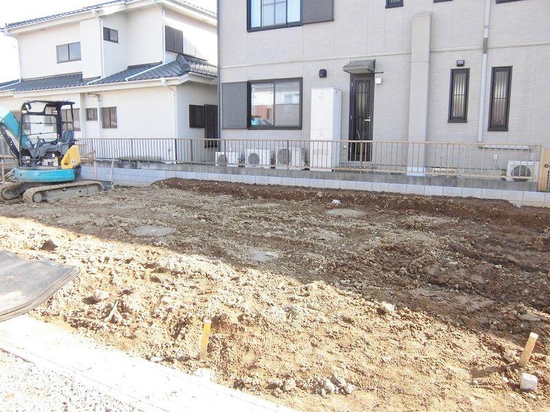 Local appearance photo. 6 Building