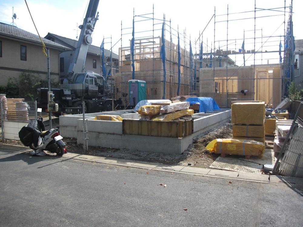 Local appearance photo. Local (10 May 2013) Shooting