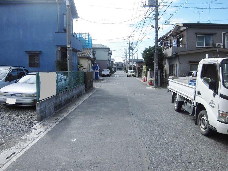 Other local. Frontal road