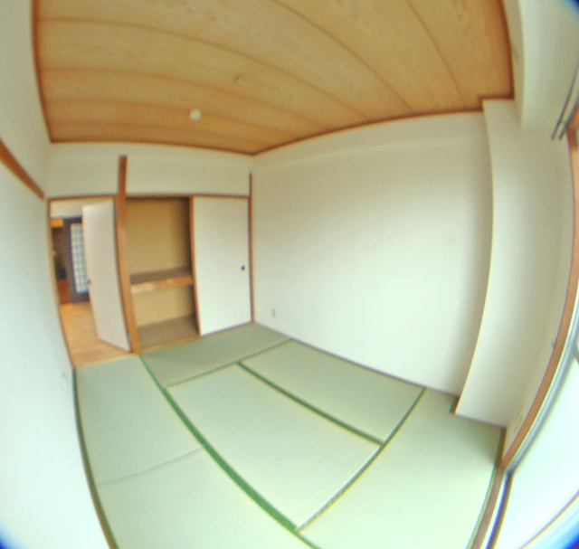 Other room space. Japanese-style room, which also becomes a playground for children