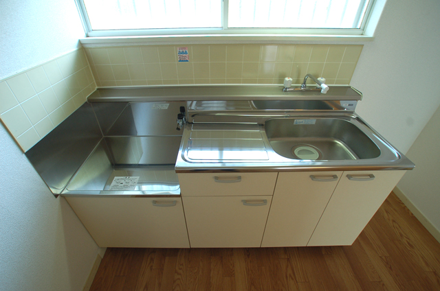 Kitchen. Gas stove can be installed Peace of mind Even if you smell is anxious with window