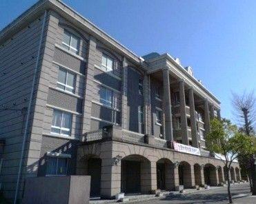 Junior high school. 1100m to North Junior High School