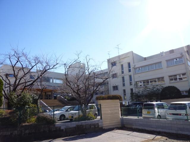 Junior high school. 1470m up in Fuji