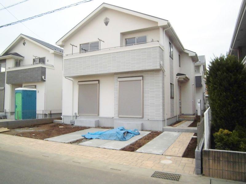 Local appearance photo. 3 Building appearance