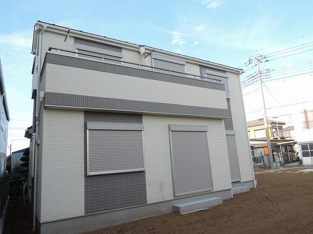 Local appearance photo. Local (12 May 2013) Shooting