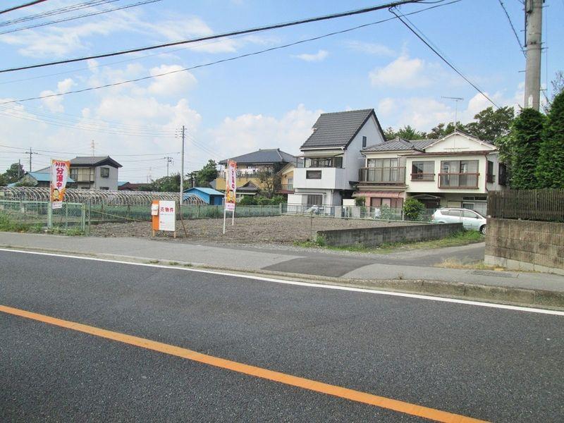 Local photos, including front road