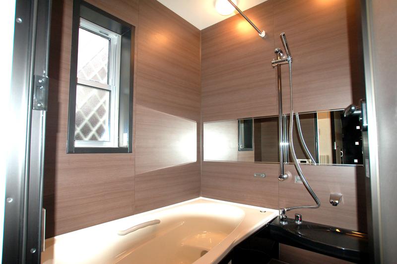 Same specifications photo (bathroom). Please heal the fatigue of adoption one day the artificial marble clean bathtub in the bathroom of 1 pyeong size. Of course showers are comfortable specification with a massage function and mist function. Also to the ease of cleaning were friendly.