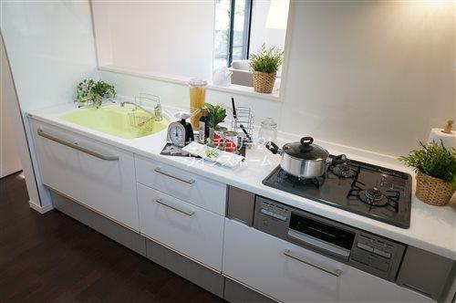 Same specifications photo (kitchen)