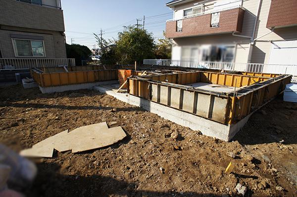 Local appearance photo. 4 Building