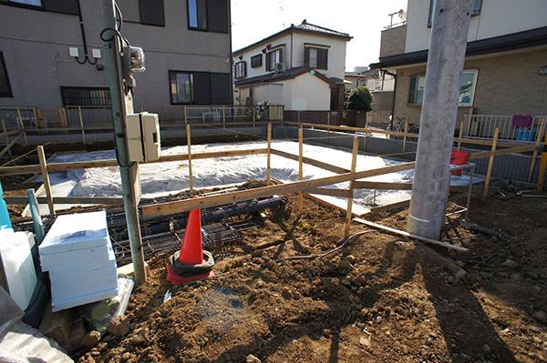 Local appearance photo. 5 Building