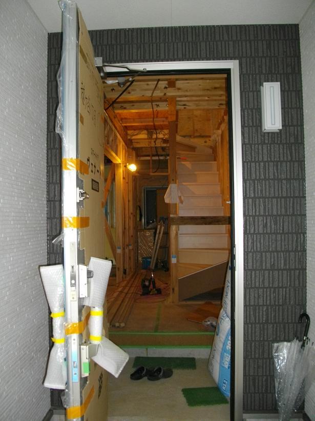 Local appearance photo. Local (10 May 2013) Shooting