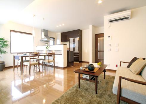 Living. No.10-15 LDK