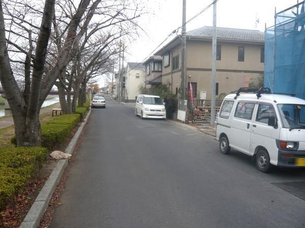 Local photos, including front road