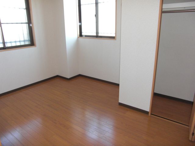 Living and room. I white was the keynote room and easy to fit the furniture.