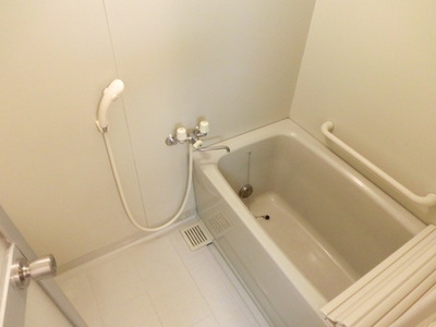 Bath. Reheating function with bus