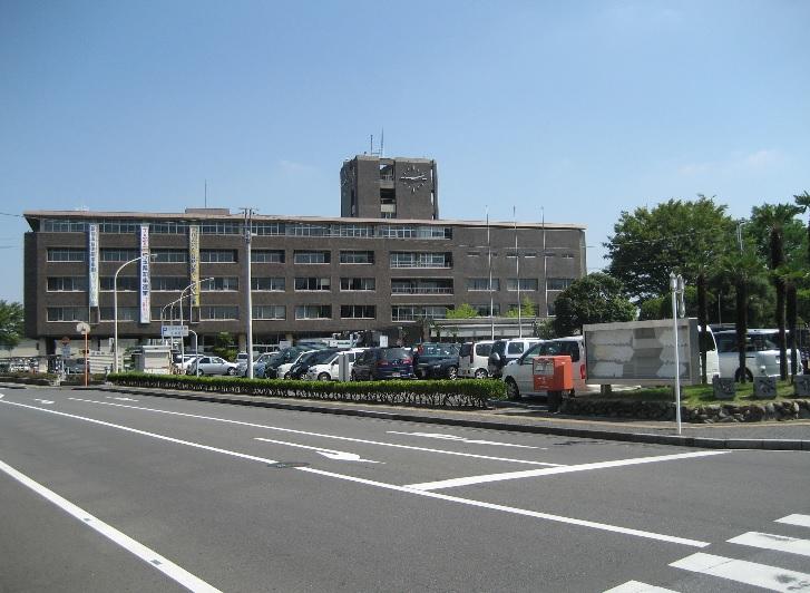 Government office. Koshigaya 700m to City Hall