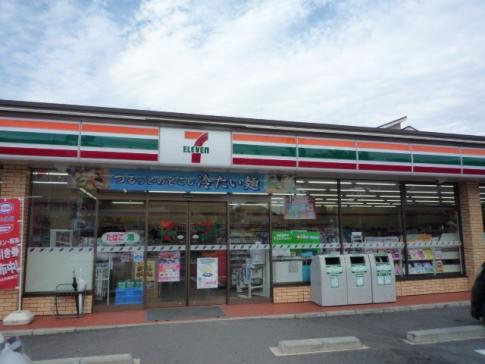 Convenience store. 640m to Seven-Eleven Koshigaya Obayashi shop