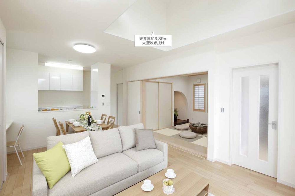 Model house photo. Atrium ceiling height about 3.89m can basking in the sun while sitting in a masterpiece living