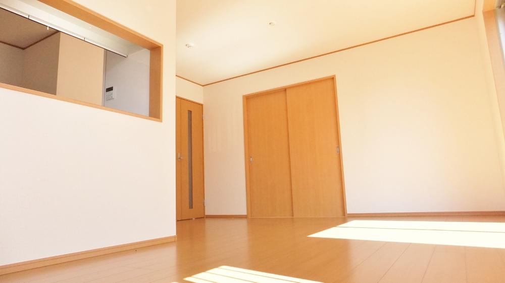 Living. Relax comfortably spacious living! Face-to-face kitchen conversation of family bouncy! While also sprinkled with family conversation this if wife, I can delicious cuisine!